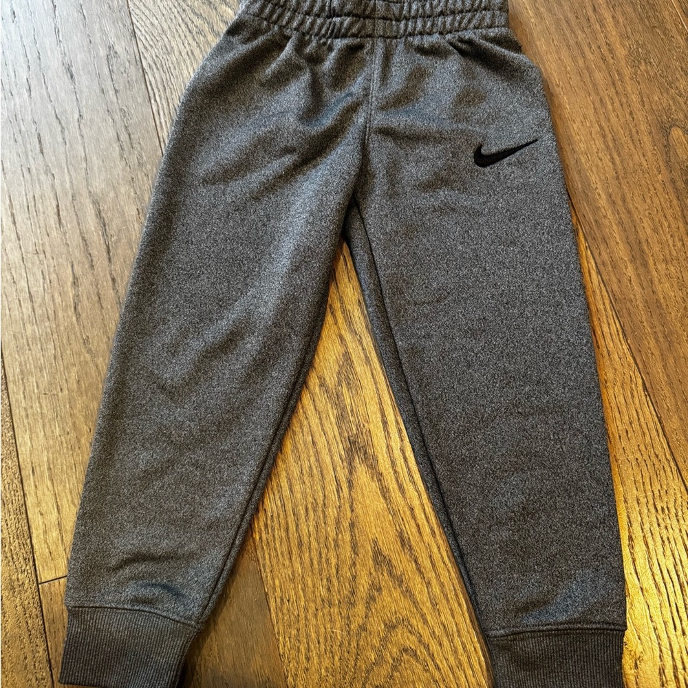 Boys Nike Joggers Charcoal Sweatpants
